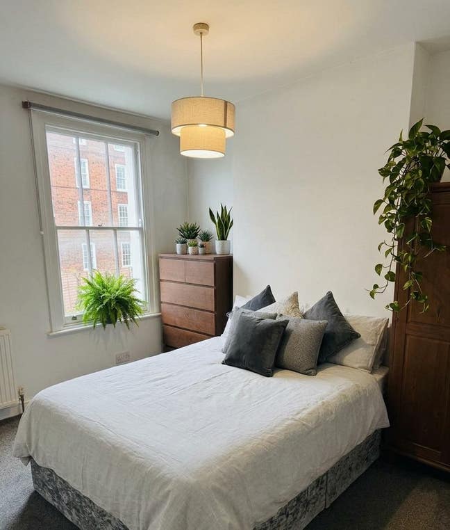 🏡Spacious Double Bedroom Available in Brixton Main Photo
