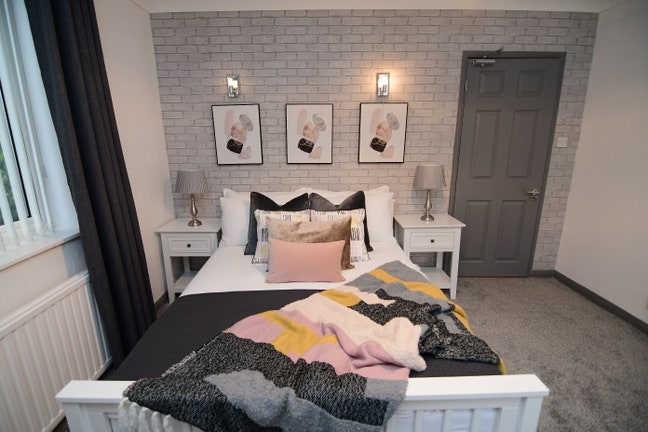 🏡 Double Room Available Now – Fourth Avenue Main Photo