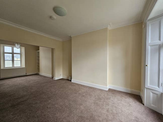 Large Ground Floor room Perfect for couples Main Photo