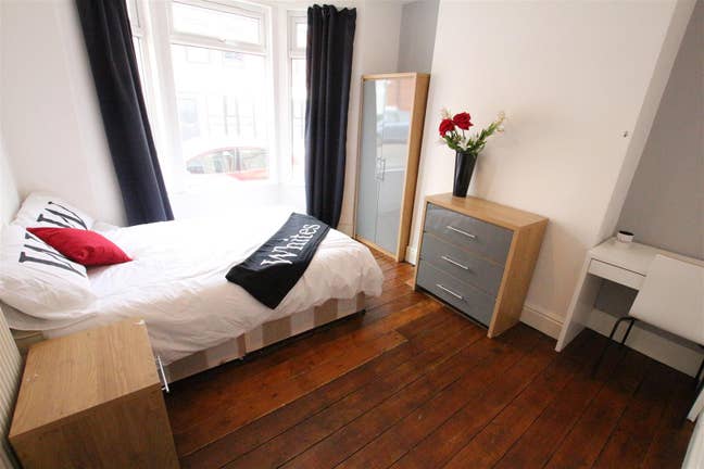 Room 2 on Allen Road Main Photo