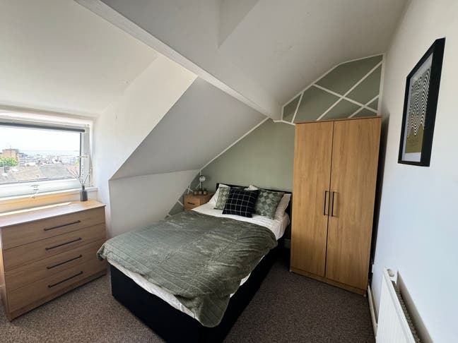 Close to City Centre / Low Deposit Main Photo