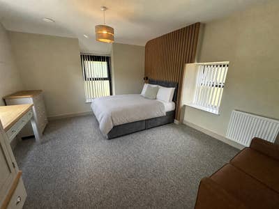Brand New | All Ensuite | Parking | All Bills  Main Photo
