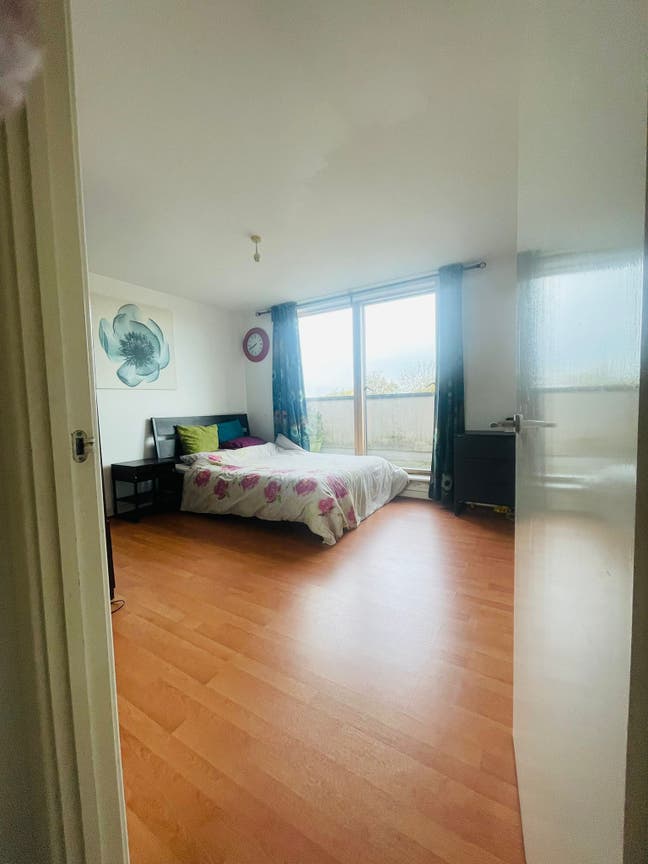 Double Room available to rent in Forest Gate Main Photo