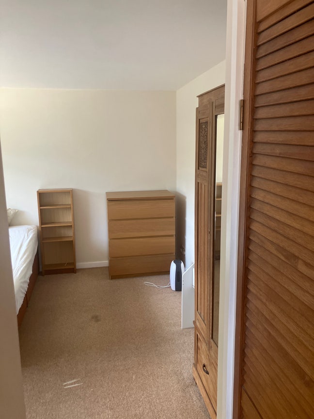 South facing room Main Photo