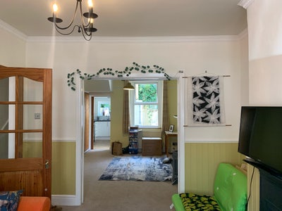 (Reupload) Large room near RUH in LBTQ home Main Photo