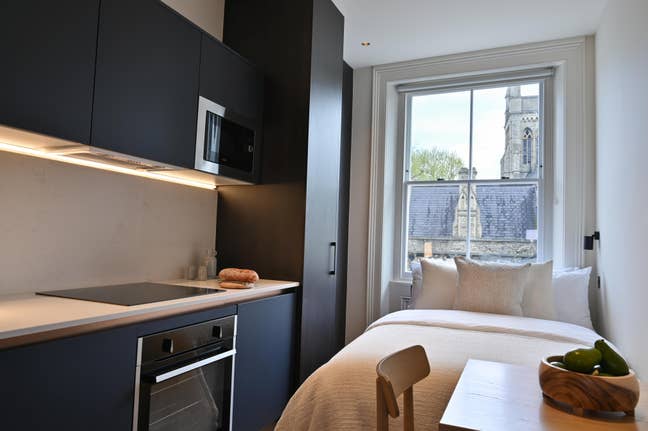 Compact Studio in Notting Hill (Bills included) Main Photo