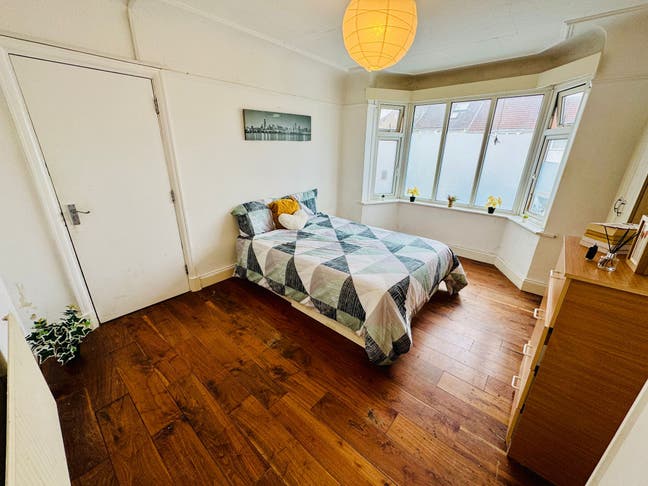 🌟 Double room (single use) Dollis Hill – Zone 2  Main Photo
