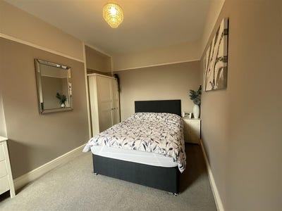 Superb Double Room for single occupancy Main Photo