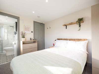 Ensuite Rooms Available 🏡 Norreys Road Main Photo