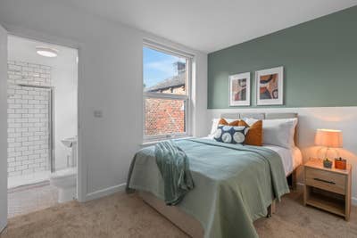 🔥 Luxury Ensuite Room in Bury ✨ Main Photo