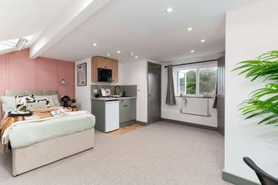 Stylish Kitchenette | Stockport | ALL Bills Inc Main Photo