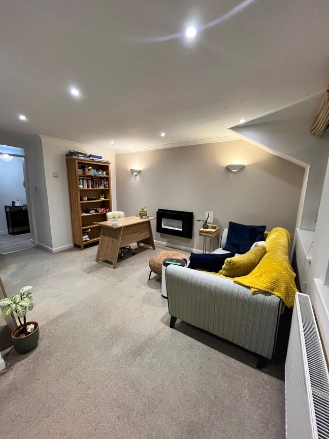 Cosy 2BR flat in Altrincham Main Photo