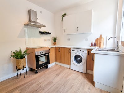 2-Bed Property for Rent in Stairfoot, Barnsley S71 Main Photo