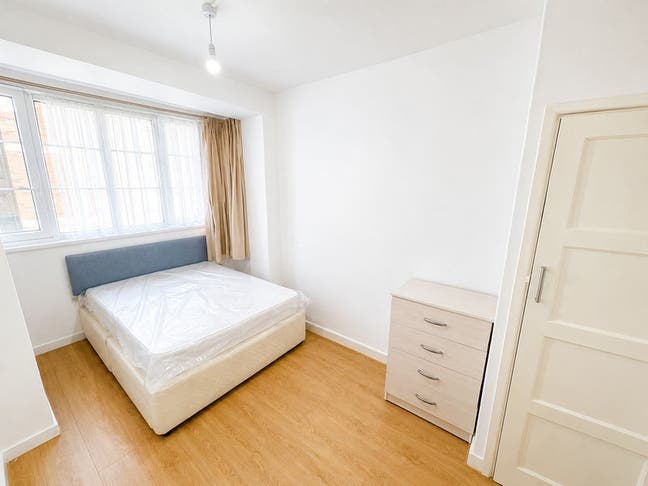 Dbl Rom in Bethnal Green Main Photo