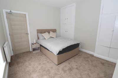 Lovely 3 bed house share at 26 Fletcher St Main Photo