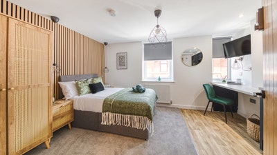 📍Beautiful En‑Suite Rooms & Studios -Quiet Road📍 Main Photo