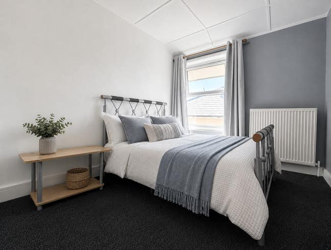 ✨ Bright Double Room to Rent – Central Newport Main Photo