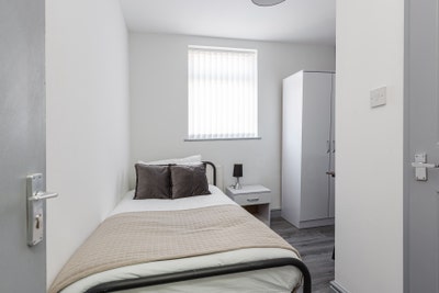 🐝ENSUITE Room - &pound;100 𝙾𝚏𝚏 1𝚜𝚝 𝙼𝚘𝚗𝚝𝚑 🐝 Main Photo