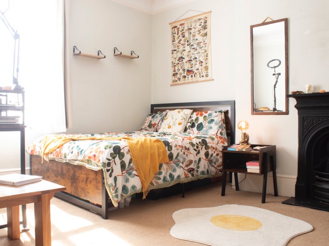 Lovely unfurnished room 3bed flat in central Hove Main Photo