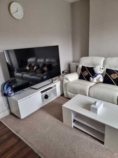 Double room in Colliers Wood. Inclusive of bills Main Photo