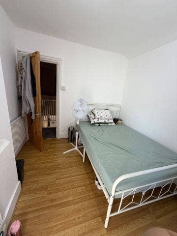 Double Room to Let – Croydon CR0  Main Photo