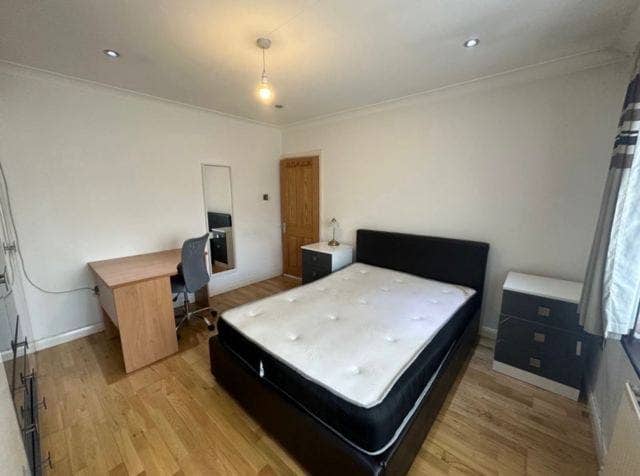 Double Room to Let – Greenford UB6  Main Photo