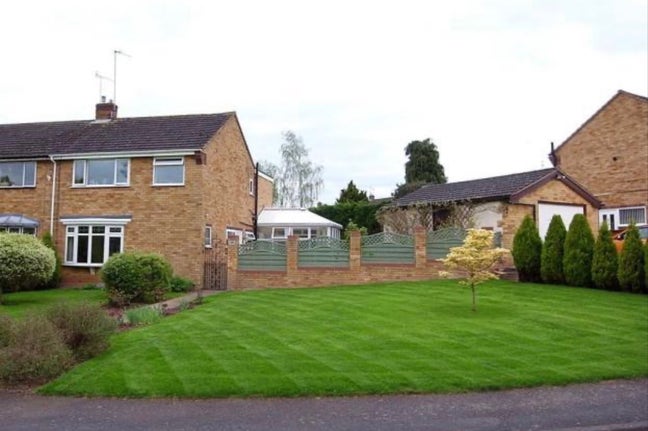 Room available in a modern 4 bedroom student house Main Photo