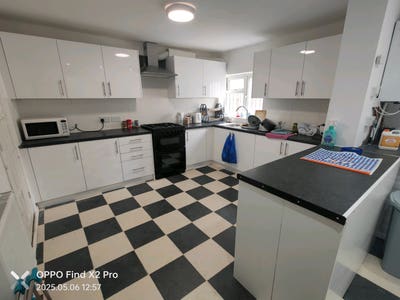 Double room to let in barking  Main Photo