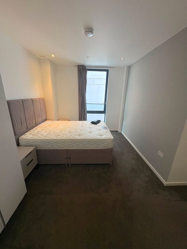 Girl roommate needed in east village 3b2b!!! Main Photo