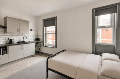 🔥 Great Value! Studio + En‑Suite Rooms 🔥 Main Photo