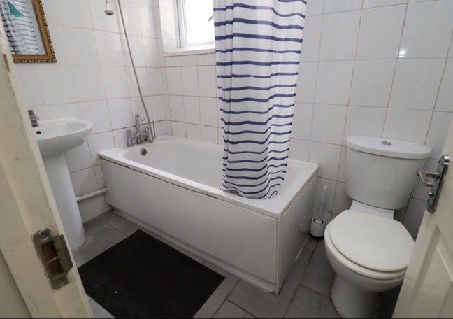 Double room available . Couple, 2boys, 2girls  Main Photo