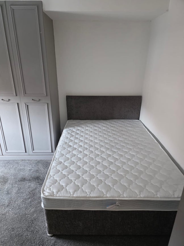 Spacious double room Main Photo