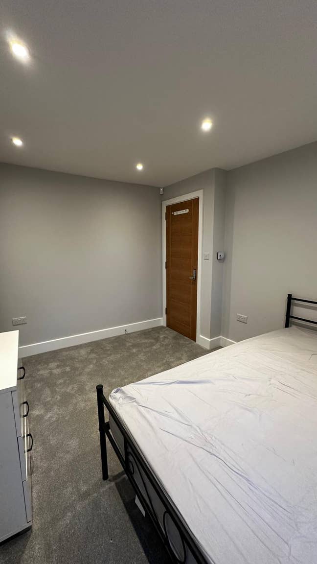✨🛏️ Double Room for Single Use in - Kensal Green Main Photo