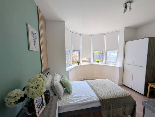 Studio Style Rooms, Benefits Accepted Main Photo