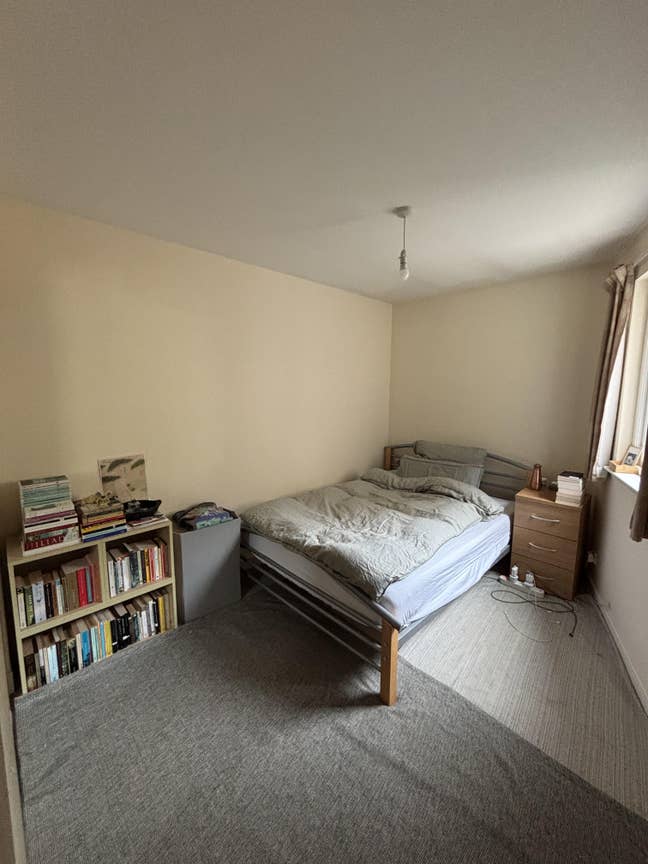 Room in Leith townhouse Main Photo