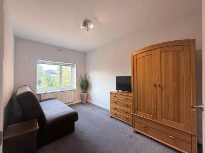Spacious Double Room | &pound;700 Bills Included | North Main Photo