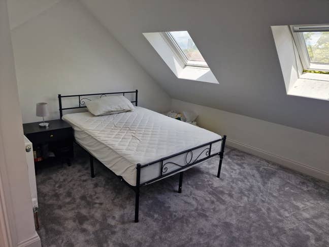🏡 Modern En-Suite Room | Bills Included-E12 Main Photo