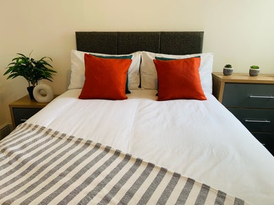 Perfect room in a great location ! Main Photo