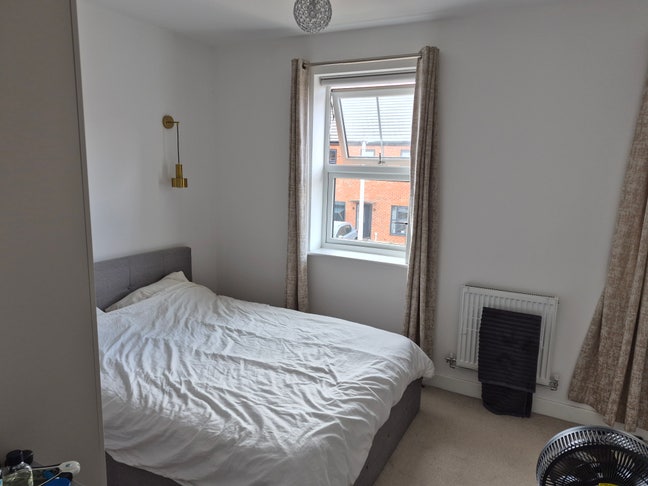 Double room to rent Main Photo