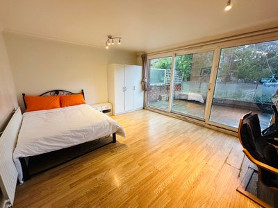 🆕 Nice Rooms QMUL/ Mile End/StepneyGreen Main Photo