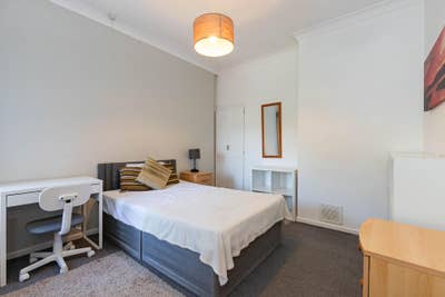 Stylish Shared Living in the Heart of Stoke! Main Photo