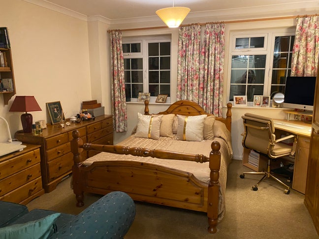 Large double Room in Ealing W5 - Top location Main Photo