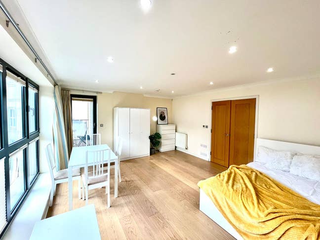 3 Modern Rooms close to Camden Town Main Photo