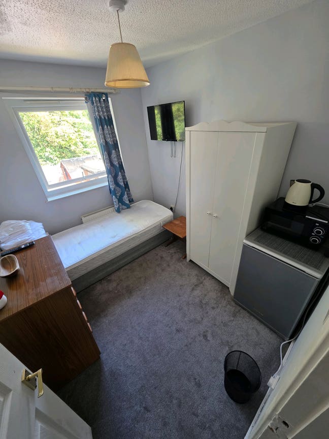 Cozy Single Room to Rent  Main Photo