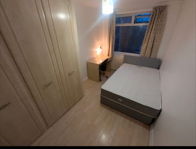 Cosy Double Room Available 🚆 14Min to Stn Main Photo