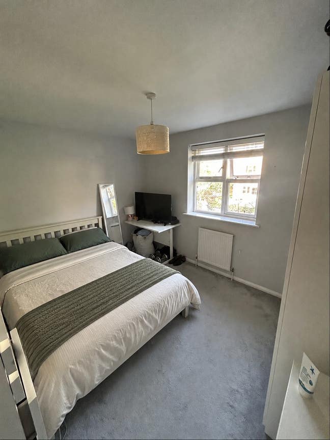 Double Room in a 2 bed House near Tooting Common  Main Photo