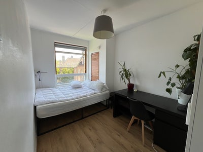 2 Bed Flat, Paxton House, SE17 Main Photo