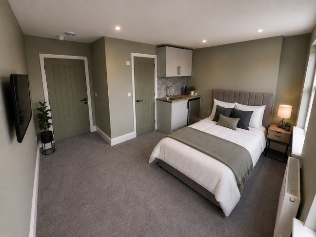 Brand new en-suite rooms-coming September 2026   Main Photo