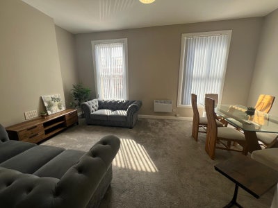 New Fully Furnished Rooms in University Quarter Main Photo