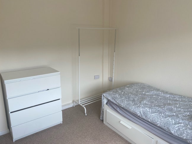 Double Room in Cosy Flat in Clay Cross Main Photo
